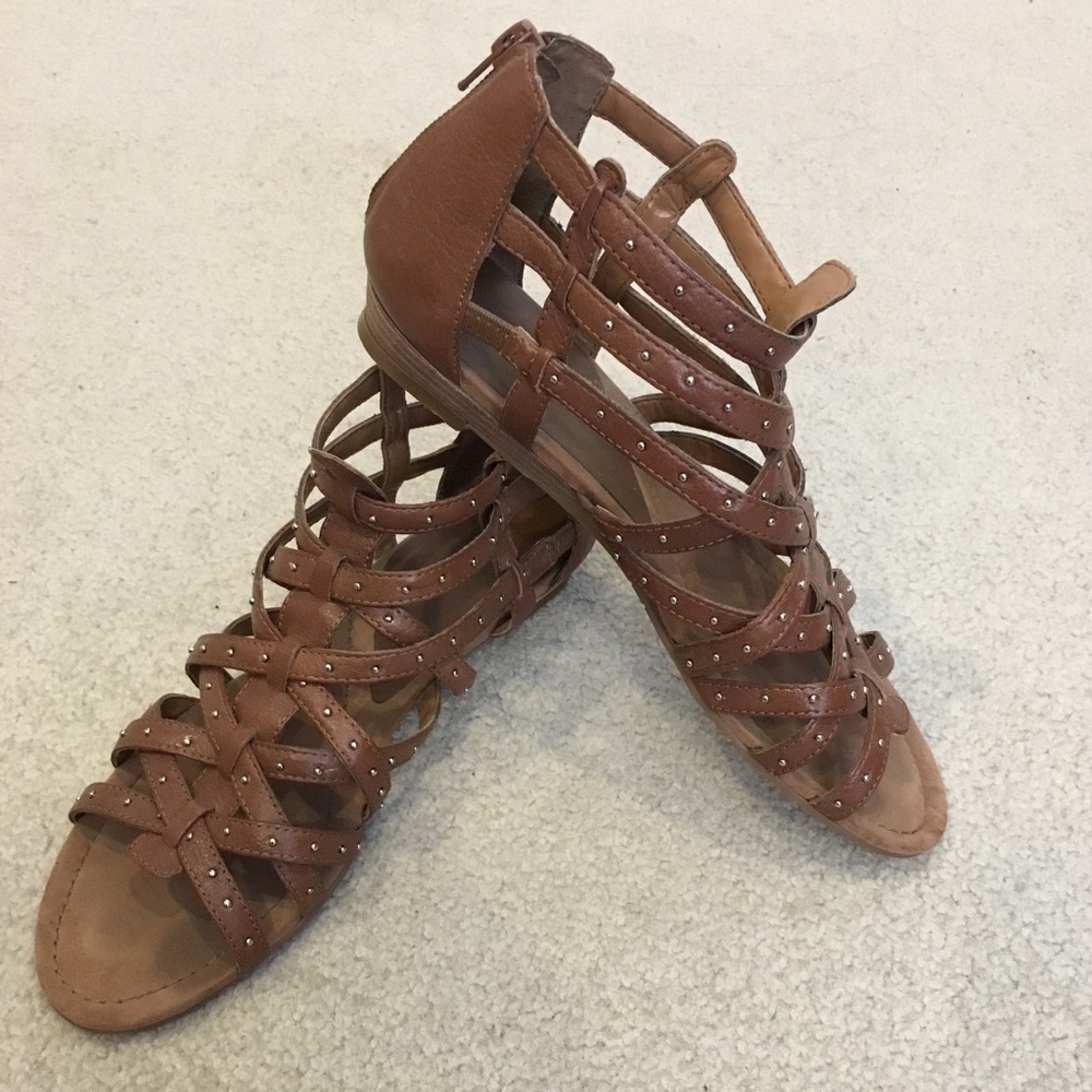 Nine West Gladiator Sandals Women’s Size 9.5